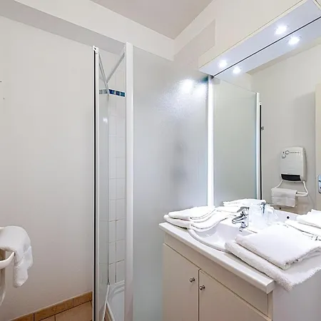 Spacious Duplex In *