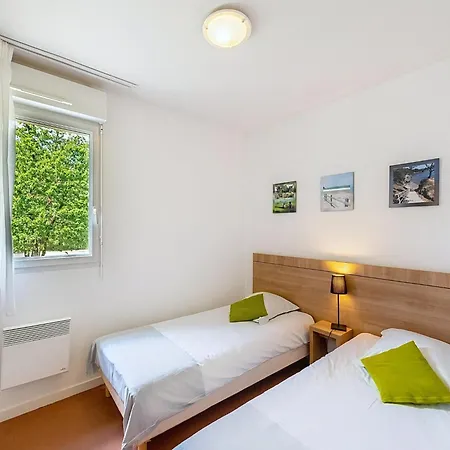 Spacious Duplex In Saumur