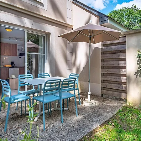 Spacious Duplex In *