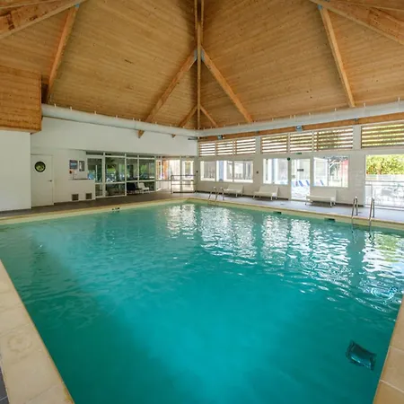 Ferienhaus Spacious In For 5