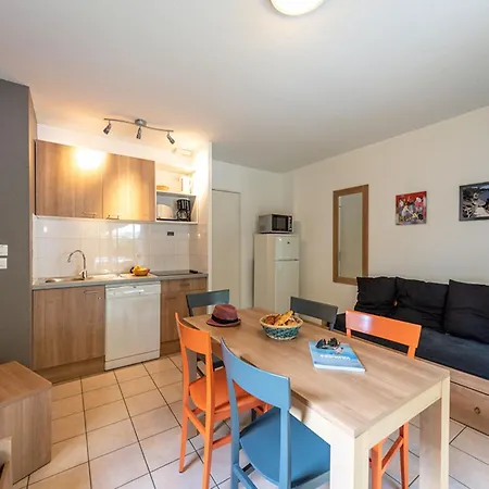 Spacious In For 5 Ferienhaus