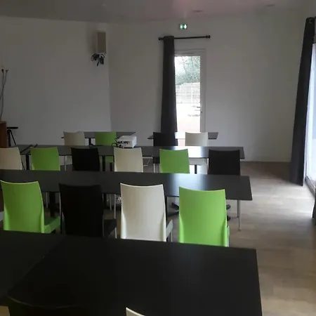 Spacious In For 5 Ferienhaus