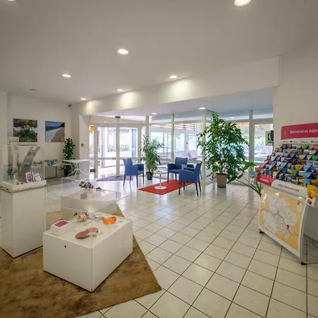 Spacious In For 5 Ferienhaus *
